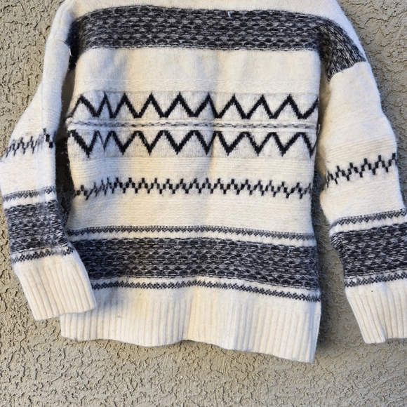 United Colors Of Benetton Wool Sweater - Picture 8 of 8